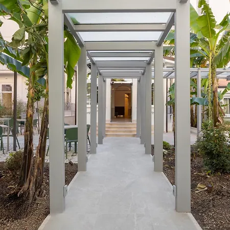 Hotel Astoria Garden