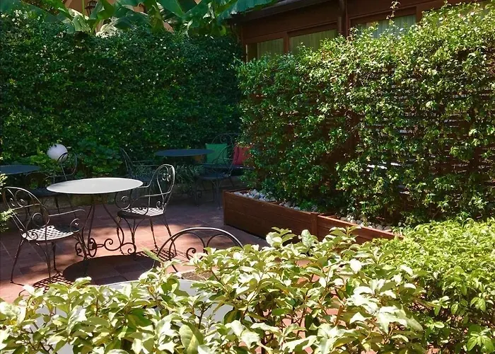 Astoria Garden Otel