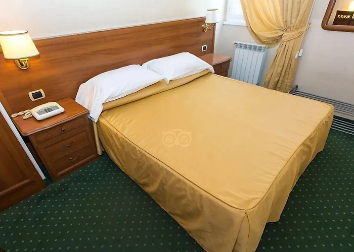 Astoria Garden 3*