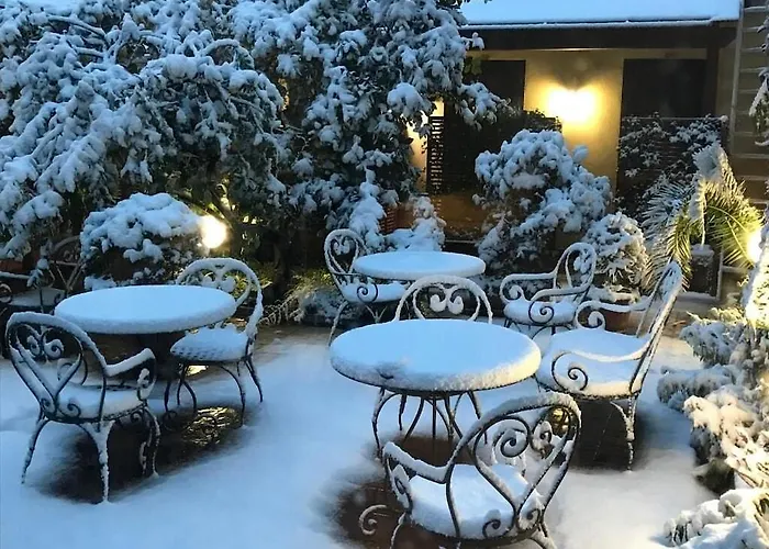 Astoria Garden