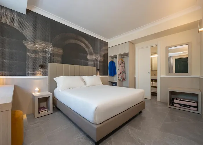 Astoria Garden Otel 3*