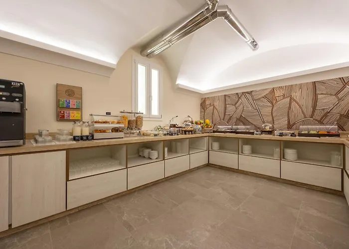 Astoria Garden Roma